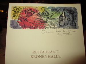 Speisekarte im Restaurant Kronenhalle, von Marc Chagall gezeichnet