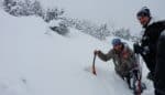 Verschneite Schneeschuhwanderung am PREDAX 33 Lawinensuchuebung 5