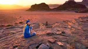 Intrepid-Travel-Jordan_Wadi-Rum-Sunset-traveller