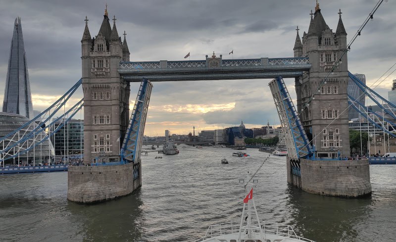 London, Tower Bridge