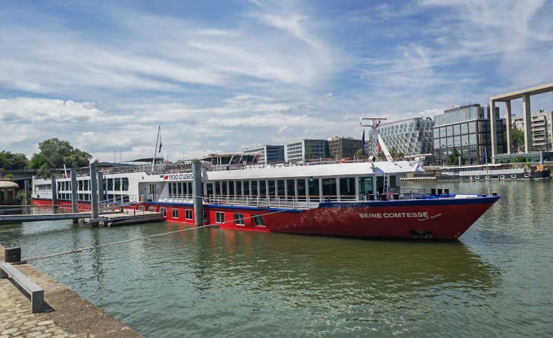 Seine Comtesse 1 Paris