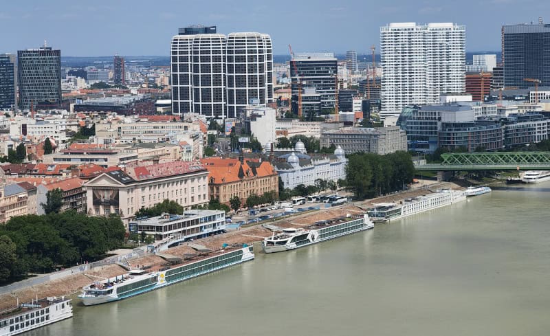 Bratislava Ufo-Tower