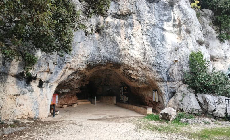 Traumhaft schöne Flusskreuzfahrt mit der Bijou du Rhône auf Saône und Rhône (Teil 2) 64 Grotte de la Madeleine