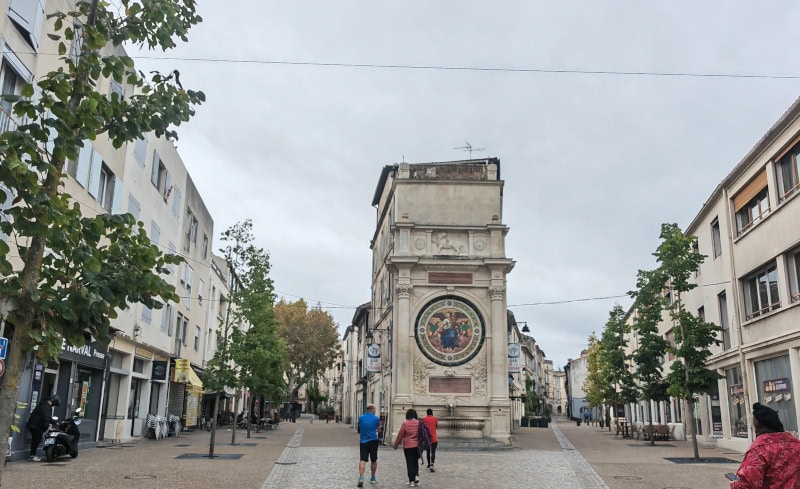 Traumhaft schöne Flusskreuzfahrt mit der Bijou du Rhône auf Saône und Rhône (Teil 2) 74 Arles