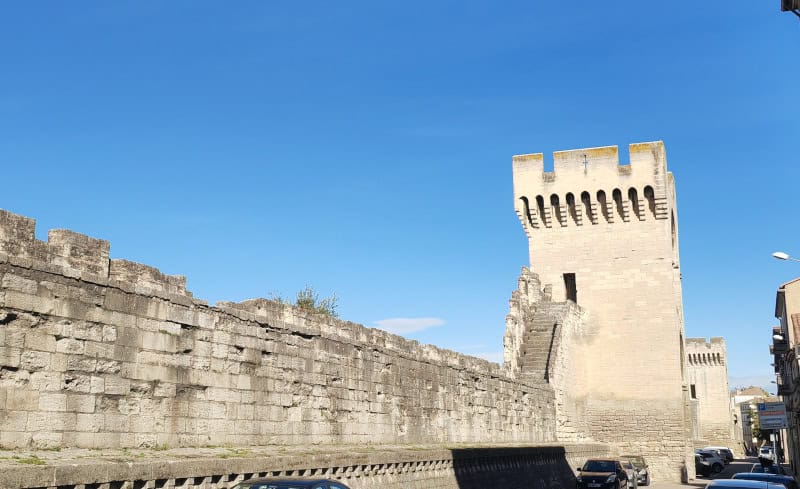 Traumhaft schöne Flusskreuzfahrt mit der Bijou du Rhône auf Saône und Rhône (Teil 2) 167 Avion