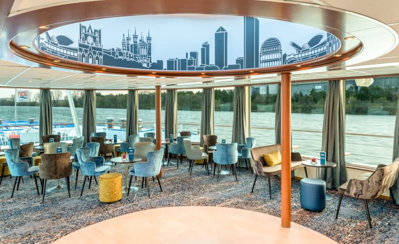 BIJOU DU RHÔNE, Panorama-Salon