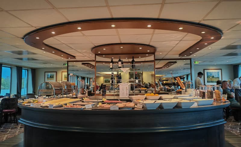 Bijou du Rhone, Frühstücksbuffet