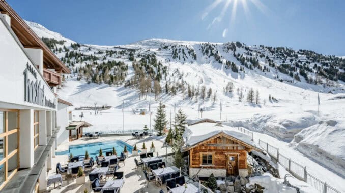 Hochfirst Aussenterrasse 3