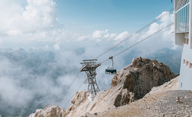 100-jähriges Jubiläum, 10 Jahrzehnte – 10 Gründe für einen Besuch der Tiroler Zugspitzbahn 1 Tiroler Zugspitzbahn © Roman Huber