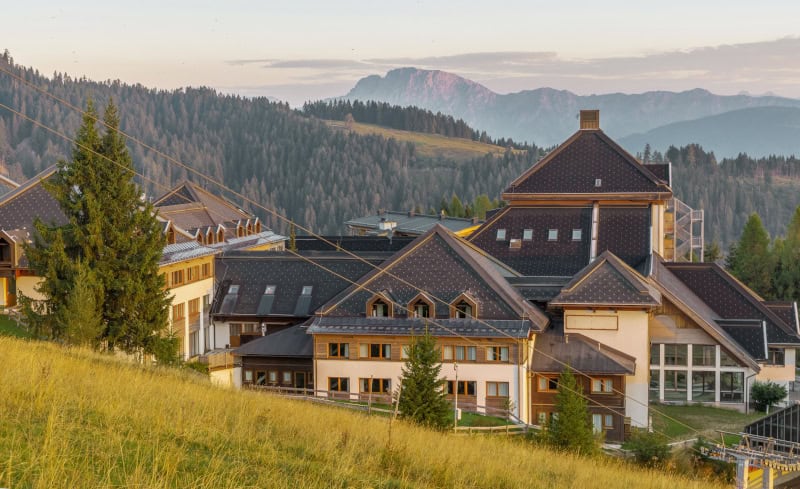 Mit Aldiana Urlaubsgefühle zwischen Meer und Bergen, die den Sommer prägen 29 Aldiana Club-Schlanitzen-Alm Anlage