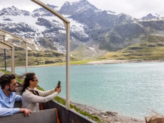 Offener Aussichtswagen am Lago Bianco 1