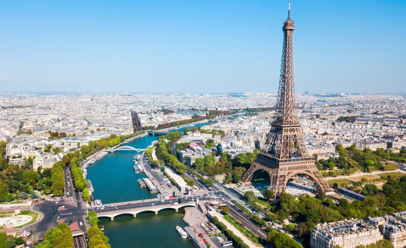 Paris Eiffelturm © Leonardo Central Europe