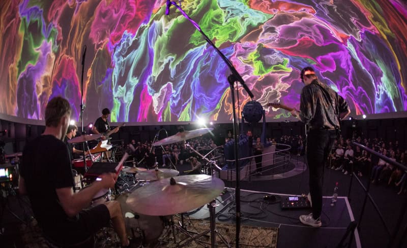 Kulturarena, Flussromantik und Festival unterm Sternenzelt - Sommerreisetipp Jena 3 Fulldome T.Peisker
