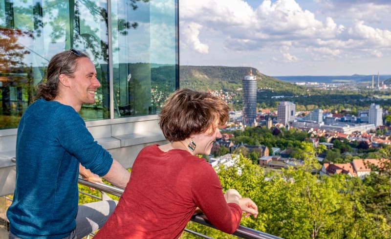 Kulturarena, Flussromantik und Festival unterm Sternenzelt - Sommerreisetipp Jena 9 JenaKultur Landgraf Roman Moebius